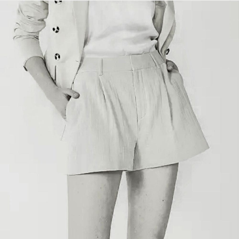 Nine West Women's Lined White High Rise Cotton Shorts